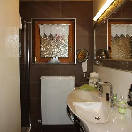 Familie Eberharter Apartment *